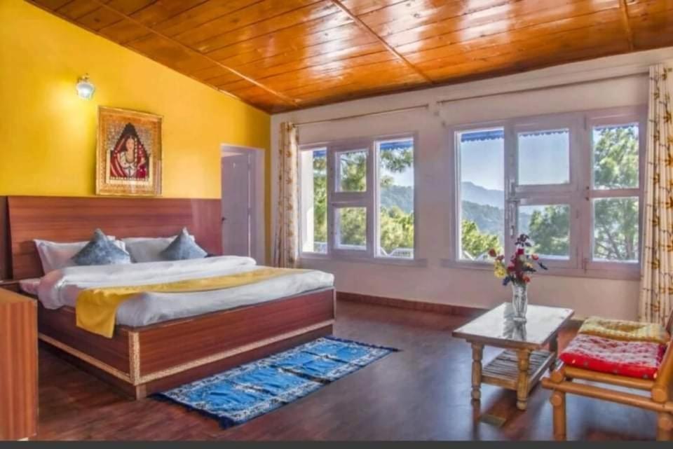 5 Bedrooms By Humble Stay קסאולי מראה חיצוני תמונה