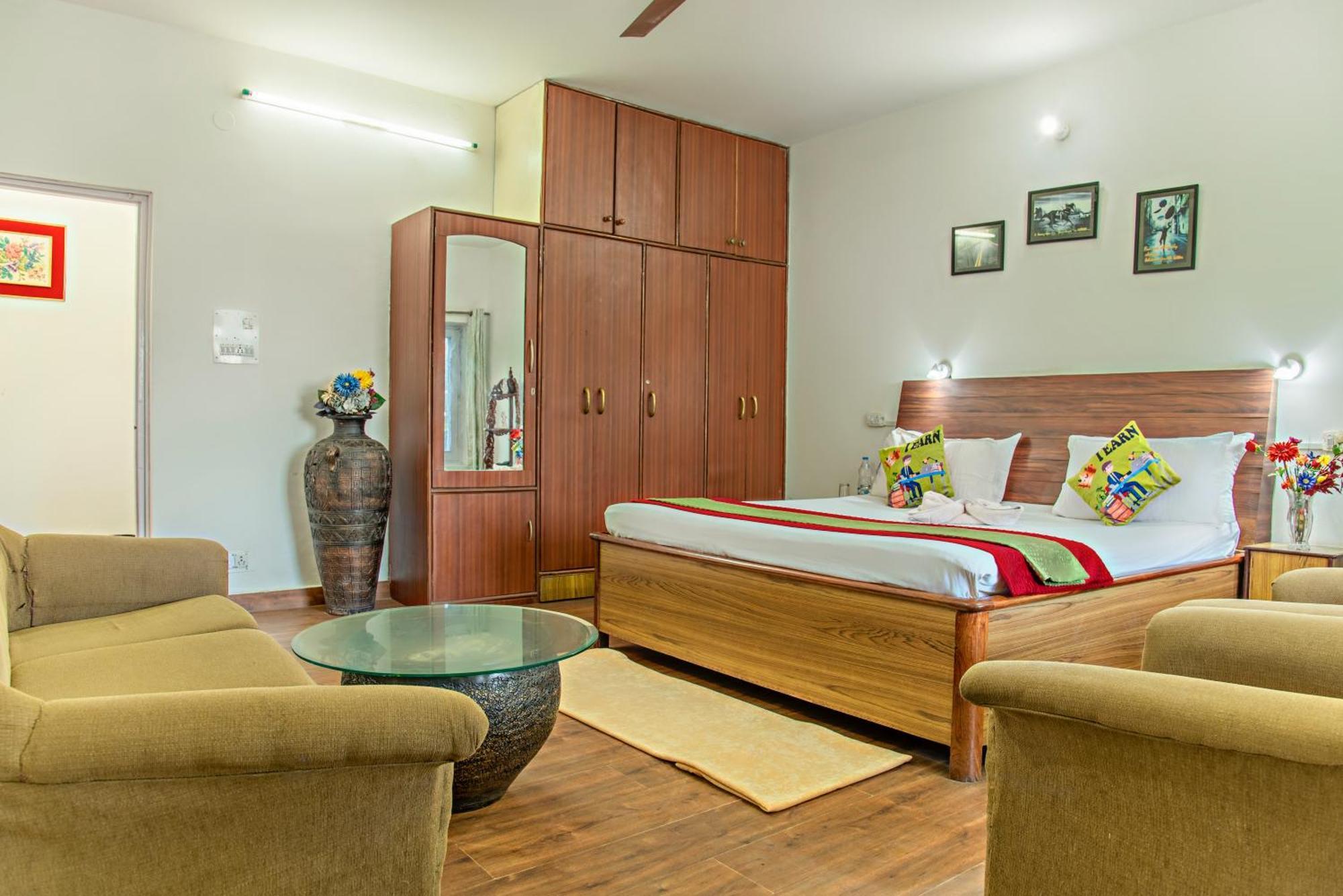 5 Bedrooms By Humble Stay קסאולי מראה חיצוני תמונה